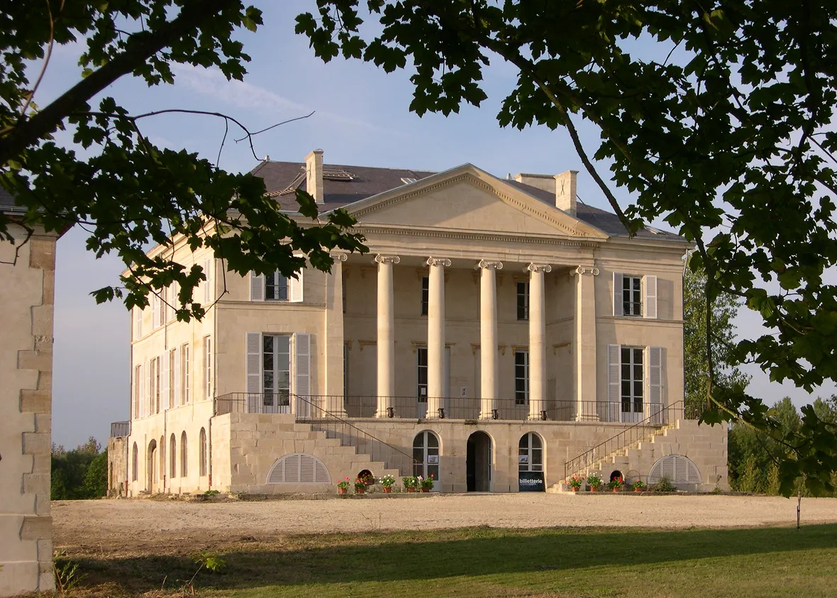 bi-taxis-prestige-chauffeur-vtc-reims-photo-chateau-de-bignicourt-sur-saulx